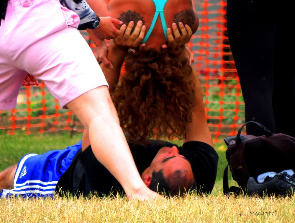 2015 10 23 acrobats in the park picnic jpg sig